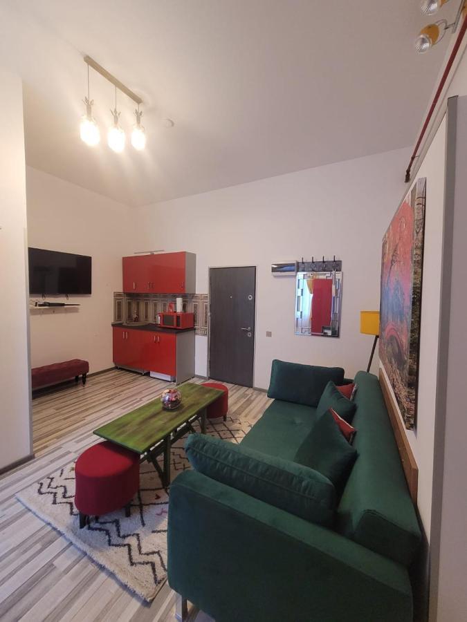 City Home Bucarest Esterno foto