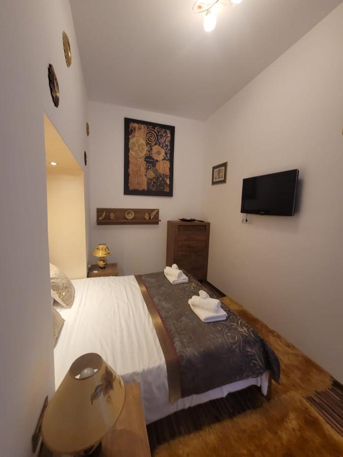 City Home Bucarest Esterno foto