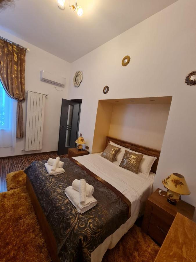 City Home Bucarest Esterno foto