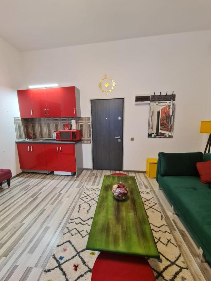City Home Bucarest Esterno foto